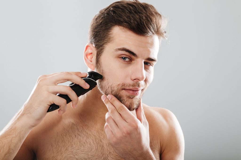 Confira 5 dicas para fazer a barba sem irritar a pele