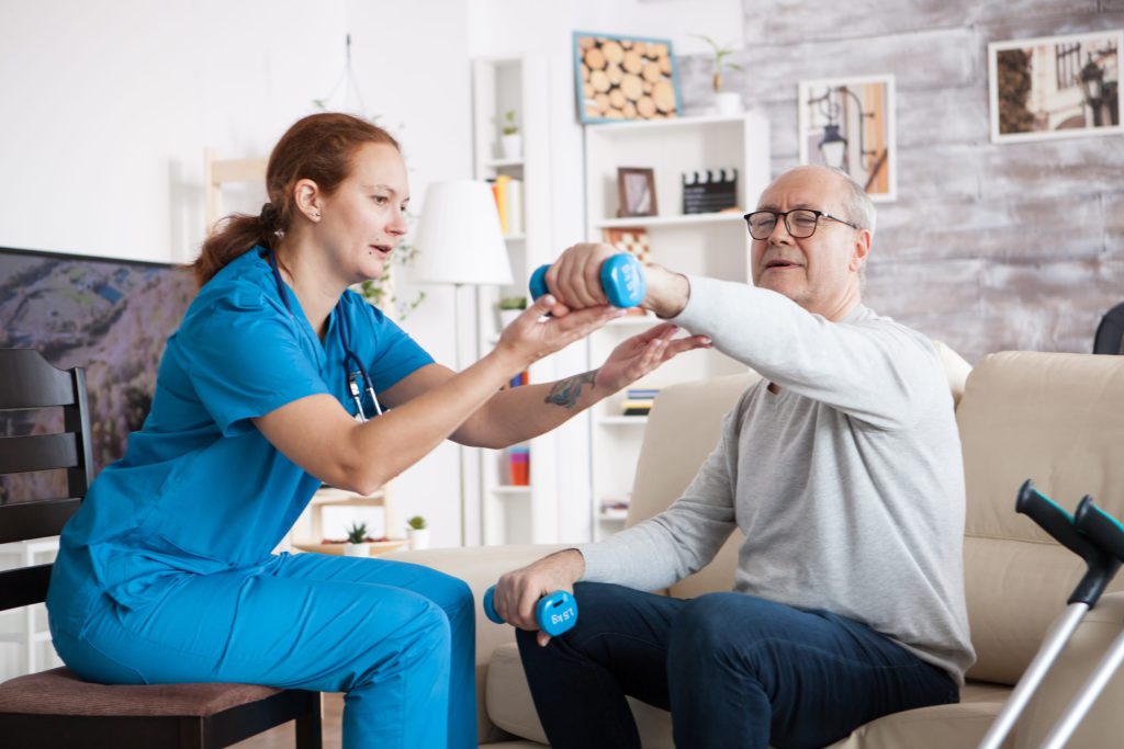 Importância da fisioterapia na recuperação de pacientes acamados